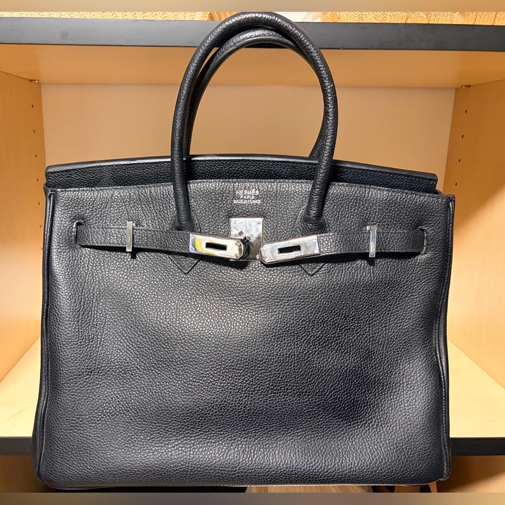 Elegant Black Leather Handbag
